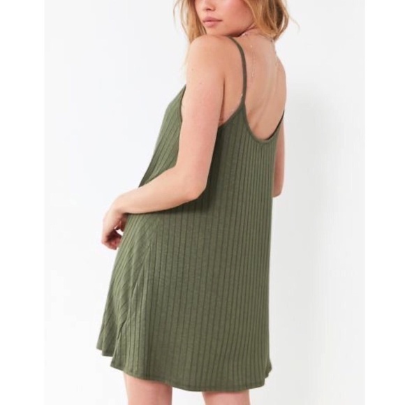 UO Silence + Noise Wide Ribbed Knit Slip Dress - Picture 3 of 12